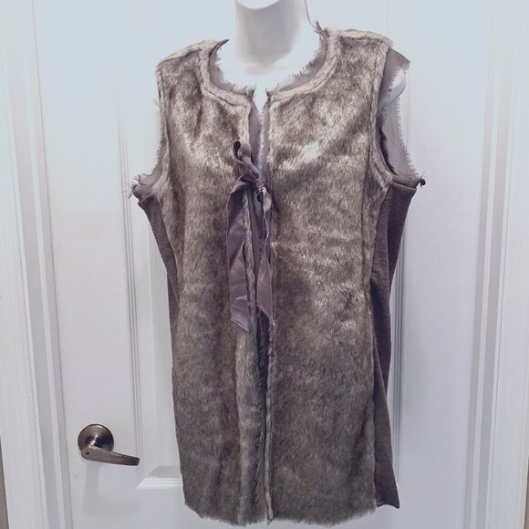 Simply Vera Vera Wang Faux Fur Vest/Shawl Women's-Tie/Front-Sheer Shoulder-Med - Picture 1 of 16